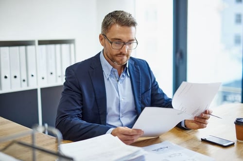 Vérifier la conformité des contrats locatifs