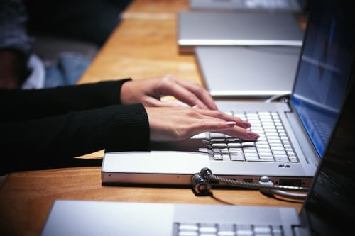 Signer un bail à distance : comment faire à l’heure du numérique? 