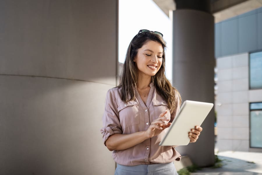 Faut-il intégrer un responsable digital dans une agence immobilière ?